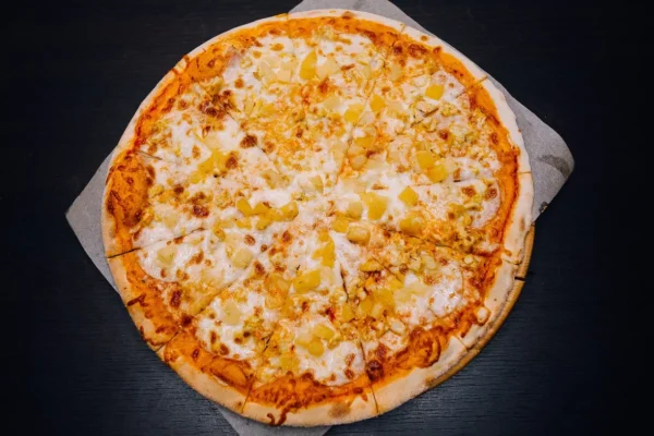 Hawaiian pizza