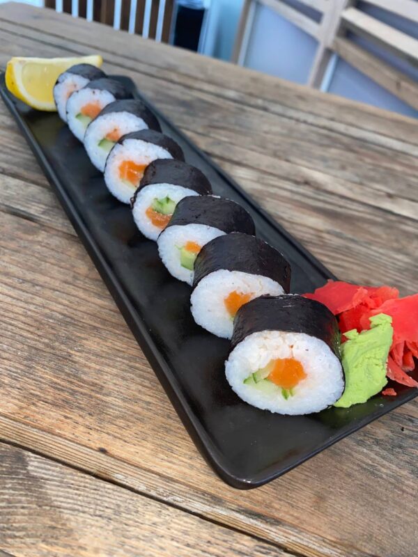Salmon and Cucumber roll