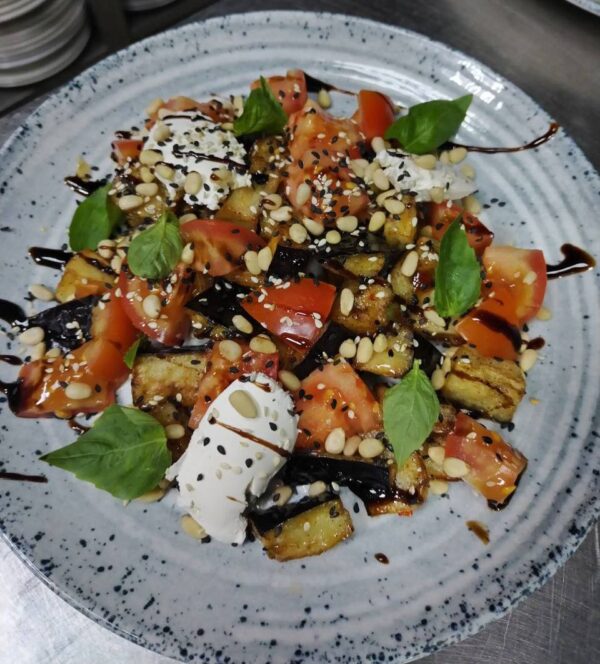 Crispy aubergine salad